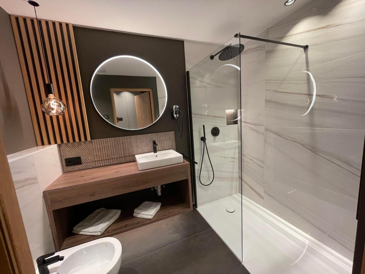 Residence Tantalus Сан Лоренцо ди Себато Екстериор снимка
